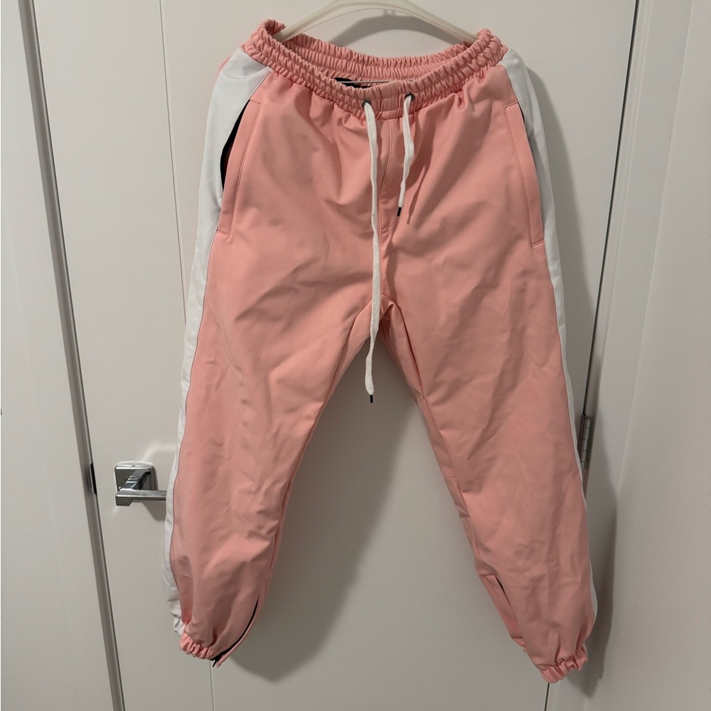 New pink snow pants size medium